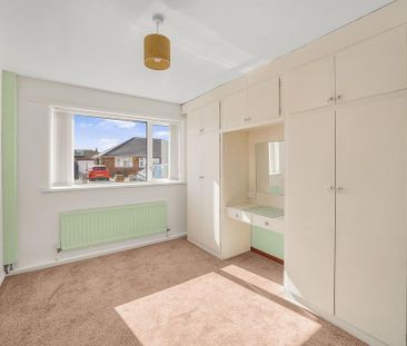 3 bedroom semi-detached bungalow to rent - Photo 5