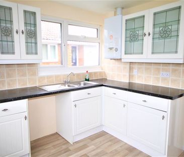 Bernina Avenue, Waterlooville - Photo 4
