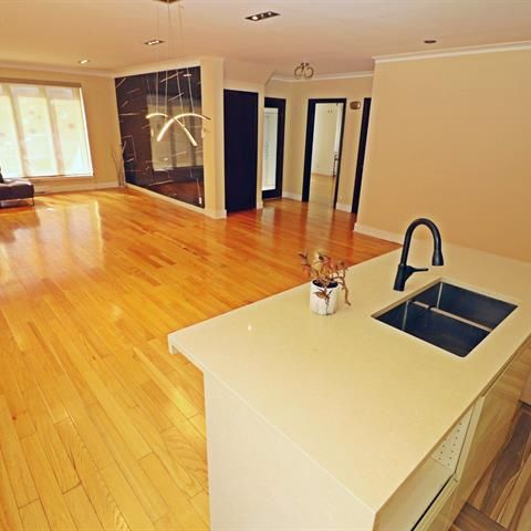 6561 Boul. Pie IX - Photo 1