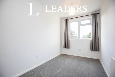 3 bedroom house to rent St. Chads Road, Bishops Tachbrook, CV33 - Photo 4