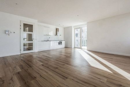 Te huur: Appartement Mary van der Sluisstraat 250 in Amsterdam - Photo 2