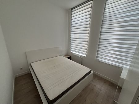 Location Appartement 2 pièces 41m² LILLE 59000 - Photo 4