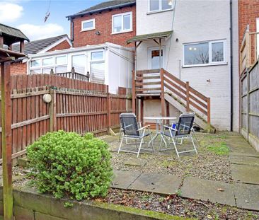 2 bedroom terraced house to rent - Photo 4