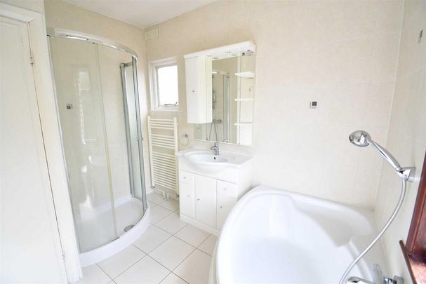 4 bedroom semi-detached house to rent - Photo 1