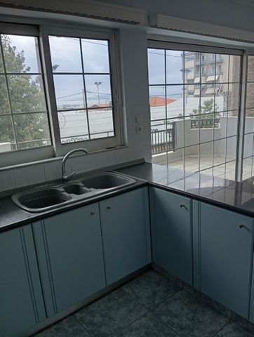 Διαμέρισμα για ενοικίαση - Δραπετσώνα, - Photo 2