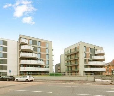 Savoy Place, Farnborough - Photo 2