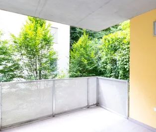 HELL! MODERN! 3-Zimmer-Wohnung mit Balkon! Direkt bei der U3 Kendlerstraße! HOFSEITIG! - Photo 2