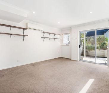 110 Mapleton Avenue, Harrison ACT 2914 - Townhouse For Rent | Domain - Photo 2