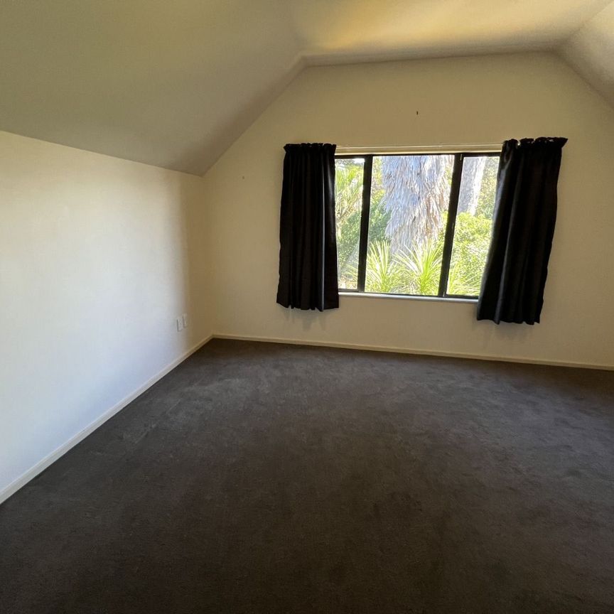 FANTASTIC LOCATION- Upper Harbour Drive - Photo 1