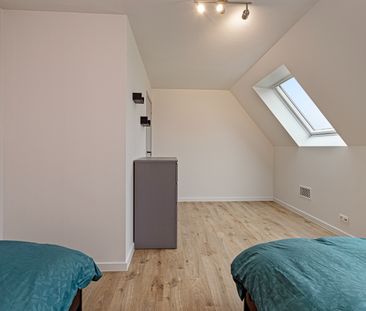 Halfopen, landelijk gelegen nieuwbouw woning met magnifieke zichten - Photo 3