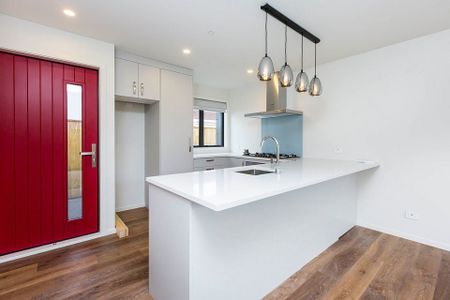 Newly Built, Modern 2BHK Single-Floor House - Photo 5