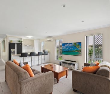 17 Parkvista Circuit, Coomera QLD 4209 - Photo 1