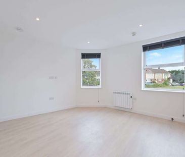Exceptional Brand New Apartment | High-Specification Living in Bedminster - Photo 1