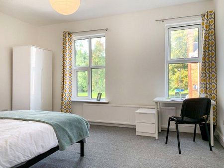 4 bedroom property to rent - Photo 3