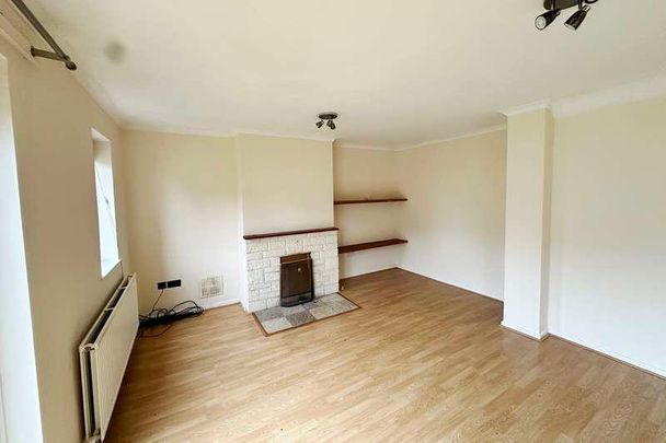 Hibbs Close, Marshfield, Chippenham, Wiltshire, SN14 - Photo 1