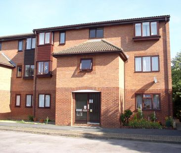 1 bedroom flat to rent - Photo 6