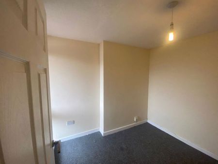 2 bed apartment to rent in NE37 - Photo 5