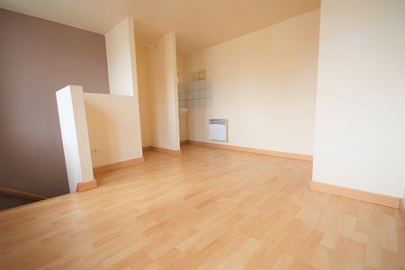 T2 bis en duplex de 39.85 m², rue Esquermoise réf 001-00013-001 - Photo 4