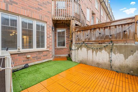 For Lease - 2420 Baronwood Drive Unit# 8-01, Oakville, Ontario - Photo 2