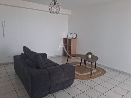 Location Appartement 2 pièces Fort de france - Photo 2