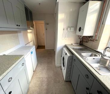 2 bedroom terraced house to rent - Photo 3