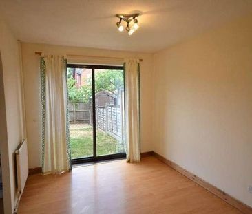 Pettingrew Close, Walnut Tree, Milton Keynes, Buckinghamshire, MK7 - Photo 2