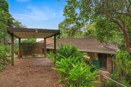 5 Kateena Avenue, Tascott. - Photo 4