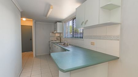 5/37 Granville Street, Pimlico - Photo 2