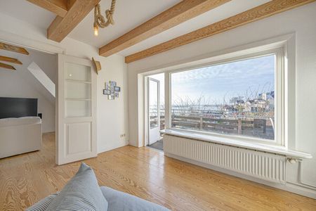 Wohnen mit Elbblick im Treppenviertel - Photo 2