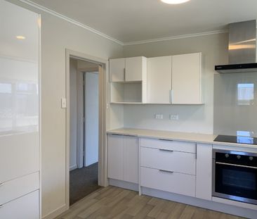 90 Matipo Road, Te Atatu Peninsula, Auckland - Photo 6