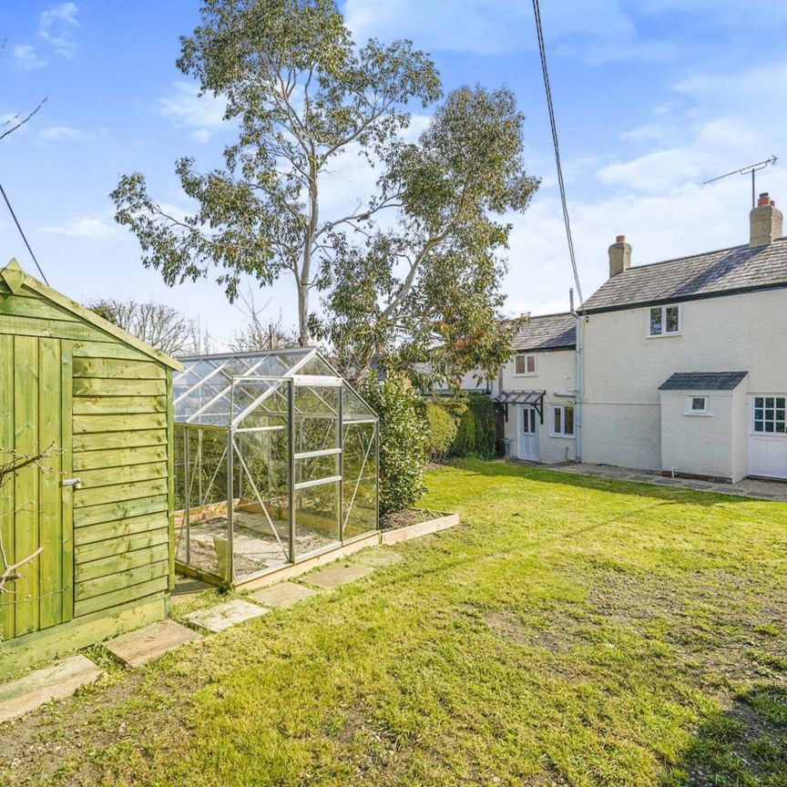 1 bedroom cottage to rent Priory Cottage, The Green, Longcot, SN7 - Photo 1