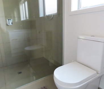 Silverstream Living - Photo 3