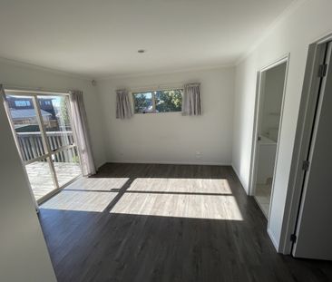 Property Management35 Chesterfield Way, Orewa - House for Rent - Photo 3