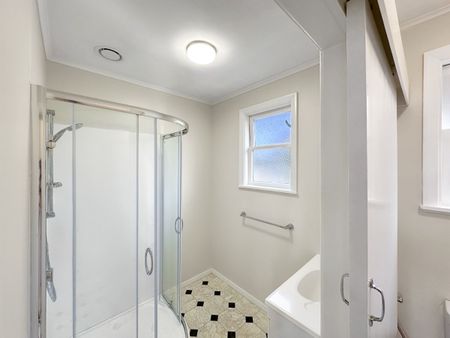 Woburn Apartment - Photo 5