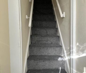 ONE BEDROOM TERRACED HOUSE TO LET - Photo 5
