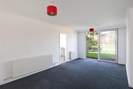 3 bedroom semi-detached house to rent - Photo 5
