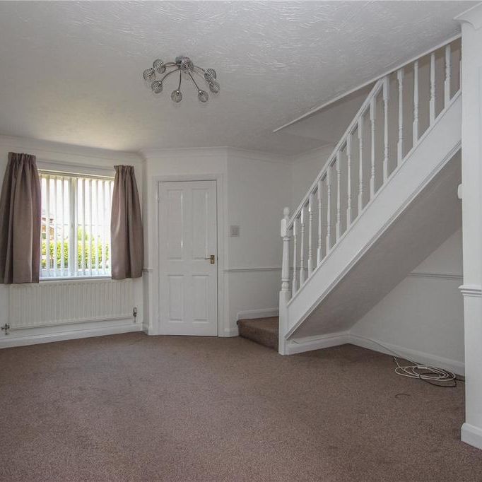 2 bedroom end of terrace house to rent - Photo 1