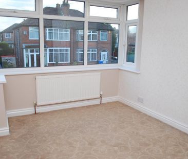 3 bedroom semi-detached house to rent - Photo 5