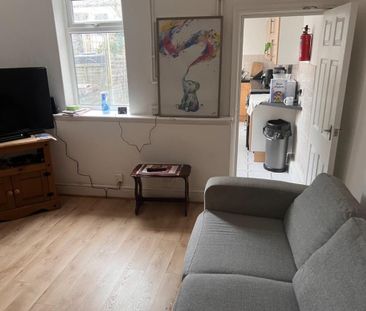 Room in a Shared House, Netherland, S10 - Photo 2