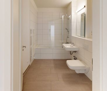 Schöne 2-Zimmer Wohnung mit Dachterrasse unweit vom Schloss Charlot... - Foto 6