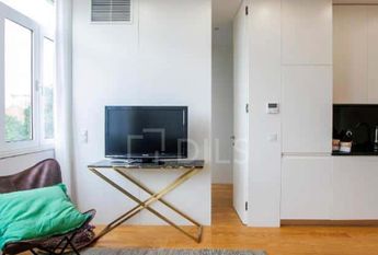 Apartamento T1 equipado e mobilado, em Santo Ildefonso