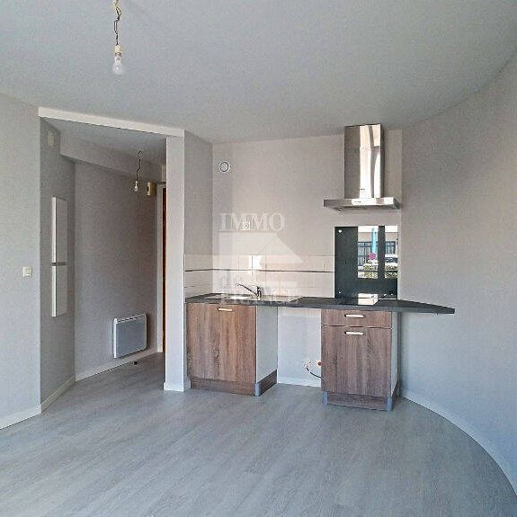 Location appartement 2 pièces 30.22 m² à Évron (53600) - Photo 1