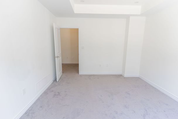 For Lease - 3 Steamboat Way, Whitby, Ontario - Photo 1