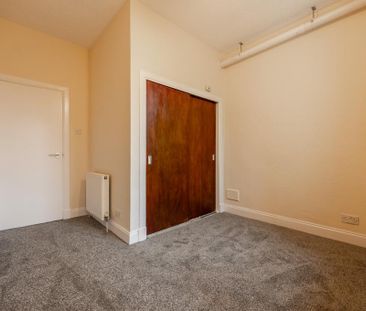 1 bedroom ground floor flat to rent - Photo 3