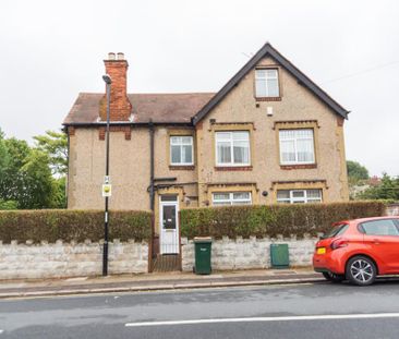 4 bedroom semi-detached house to rent - Photo 6