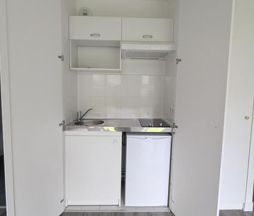 location Appartement T1 DE 33.72m² À GARCHES - Photo 5