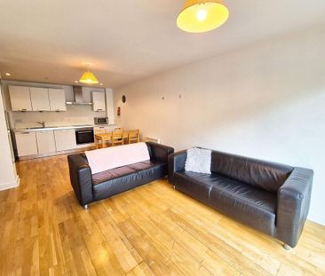 2 bedroom apartment to rent - Photo 2