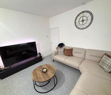 1 bedroom flat to rent - Photo 6