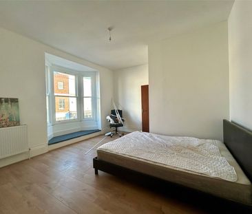 1 bedroom property to rent West Street, Fareham, Hampshire, PO16 - Photo 3