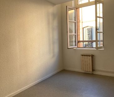 Location Appartement 4 pièces 76m² - Photo 2